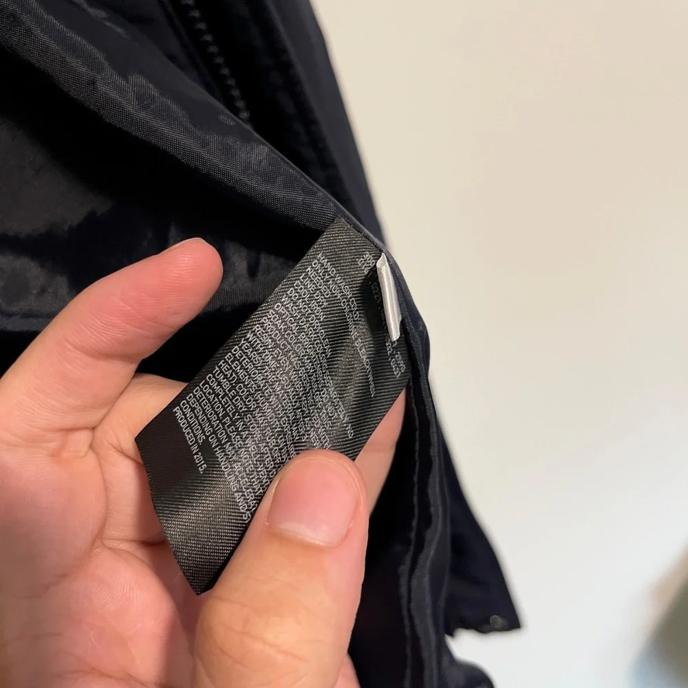 UNIQLO Mountain Parka 311-156377 - Lightweight Outdoor Jacket, Waterproof Winter - Picture 6 of 10